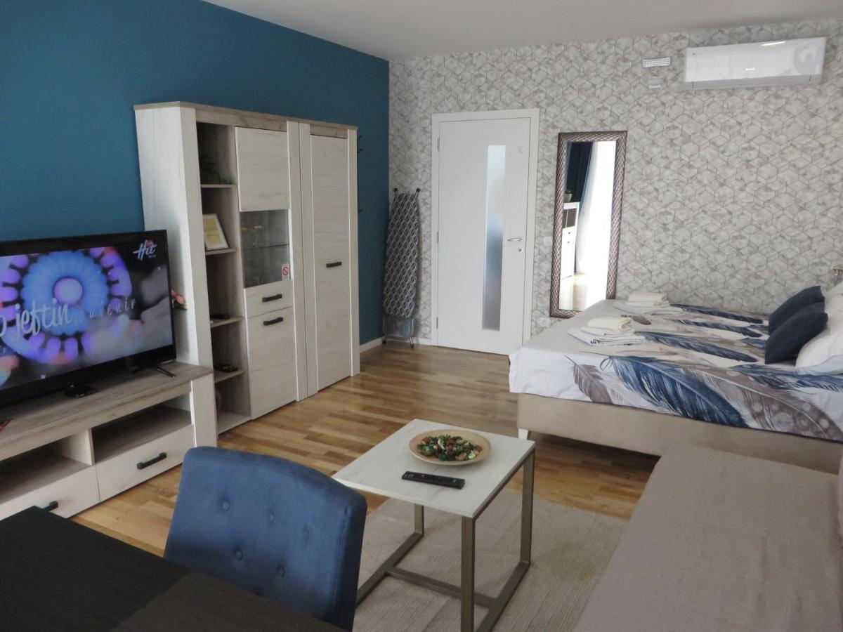 Lux Apartment 10 Center, Free Parking Nis Exterior photo